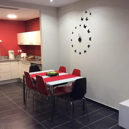 4b Avenue Magnolia * Lloret de Mar